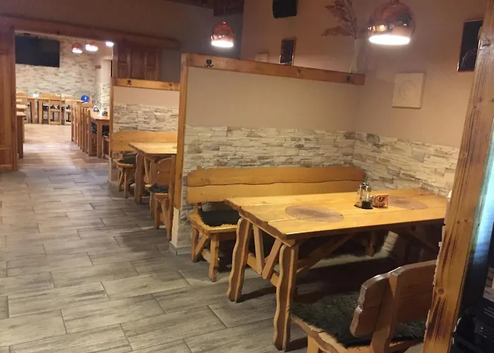 特鲁斯酒店 3* 俄斯特拉发