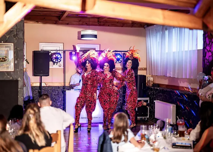 特鲁斯酒店 酒店